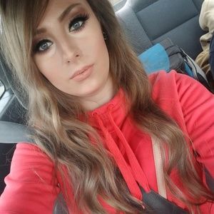 Meet your Posher, Katrina